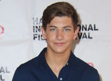 READY PLAYER ONE CASTS ITS WADE