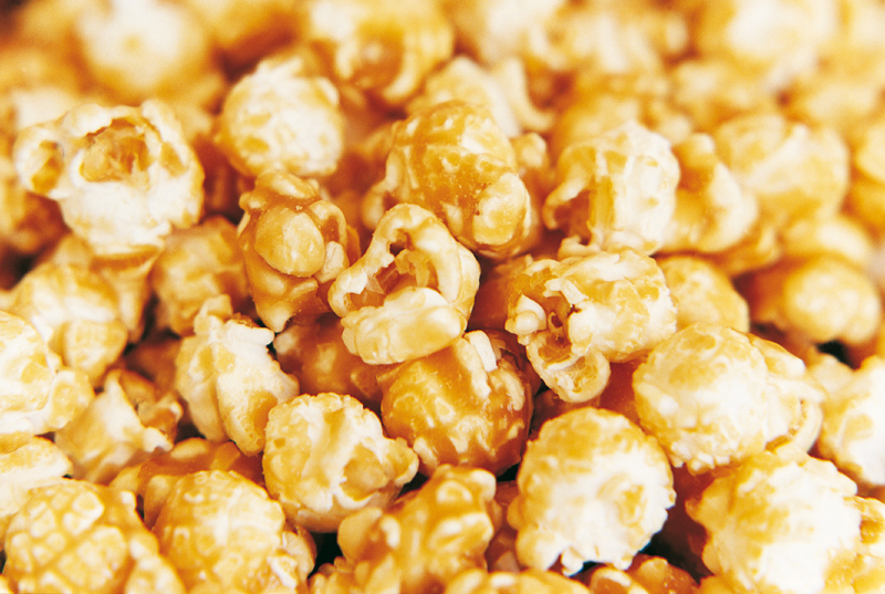 MOVIE THEATER CLUBS - FREE POPCORN