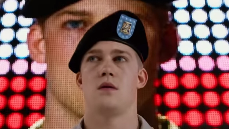 Billy Lynn's Long Halftime Walk Trailer
