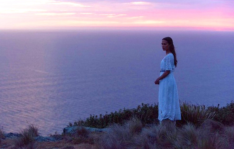 The Light Between Oceans movie review