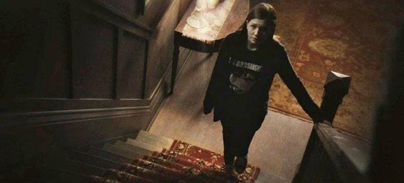 HAUNTER (2013)