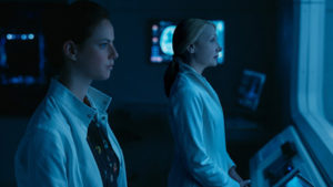 Teresa (Kaya Scodelario) and Ava Paige (Patricia Clarkson) in Maze Runner: The Death Cure