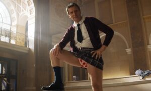 Liam Neeson introduces himself as "Frank Drebin, Jr, Police Squad"